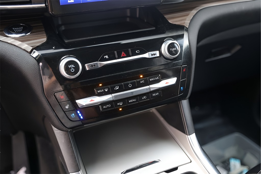 Used Car 2023 Ford Explorer  Limited For Sale Under $30,000 In Austin, Texas