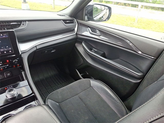 2023 Jeep Grand Cherokee L Altitude for sale at PATRIOT BUICK GMC OF BOYERTOWN