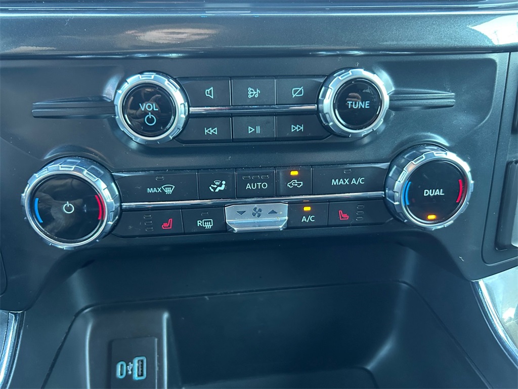Used Car 2022 Ford F-150  For Sale Under $35,000 In Floresville, Texas