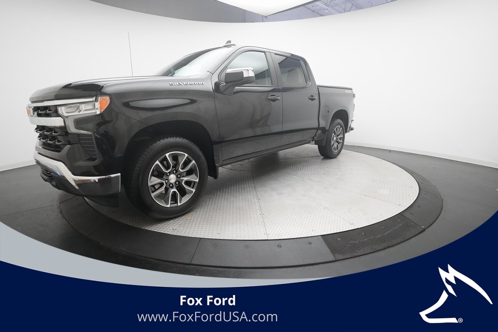 2023 Chevrolet Silverado 1500 LT Crew Cab 4WD