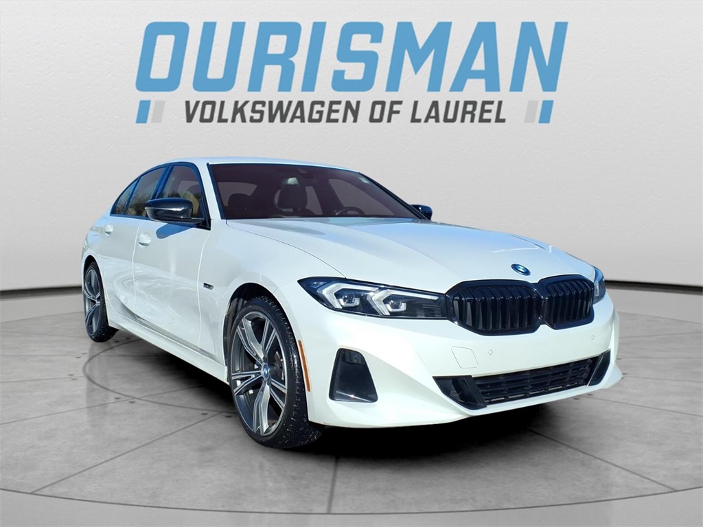 2023 BMW 3 Series 330e Hybrid Plug-in RWD