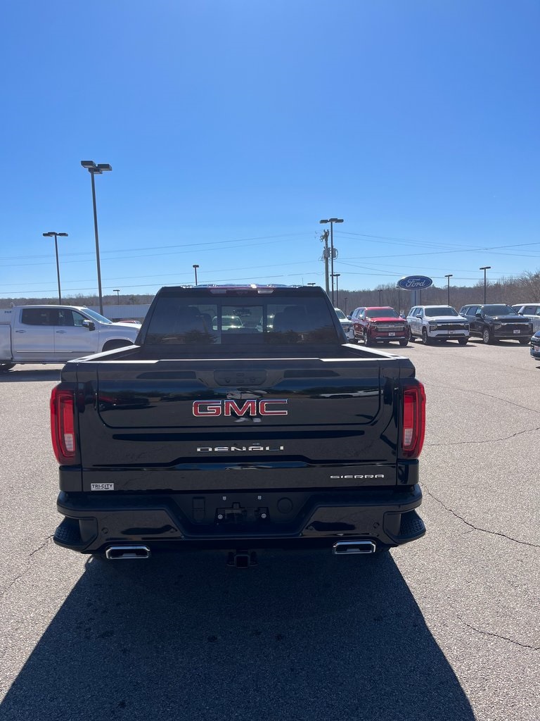 GMCSierra 150024