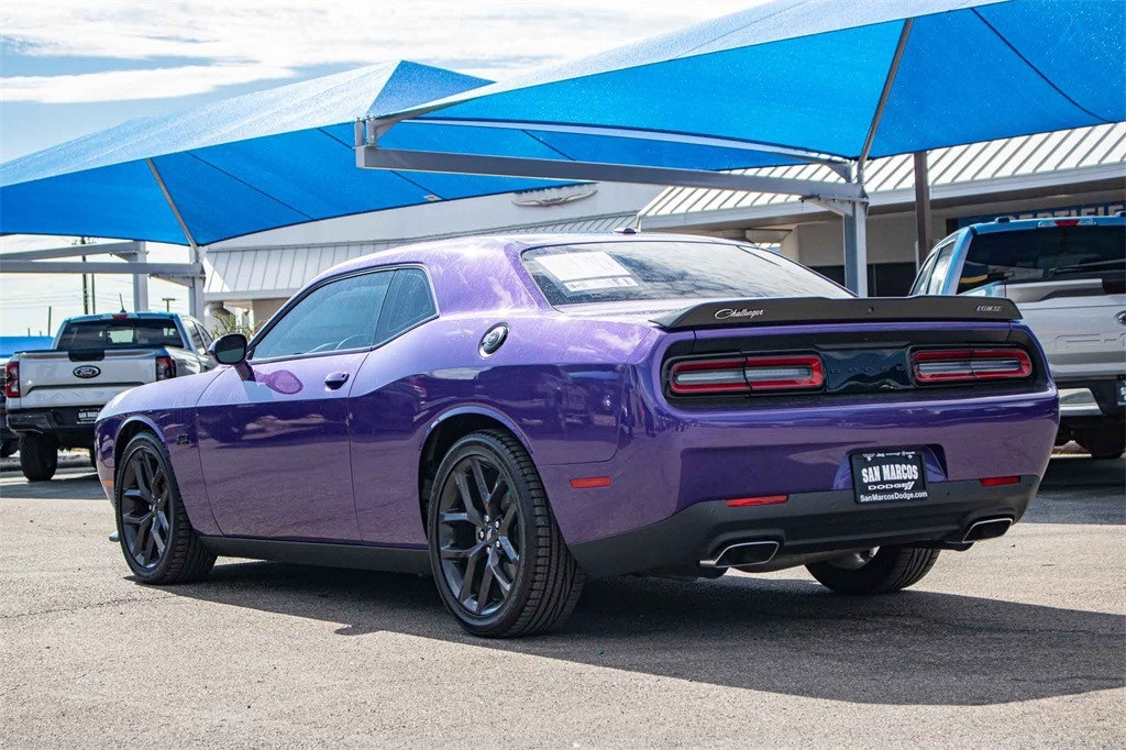 Used Car 2023 Dodge Challenger  R/t For Sale Under $40,000 In San Marcos, Texas