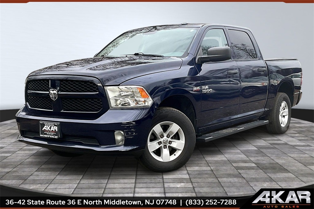 2017 RAM 1500 Express Crew Cab 4WD