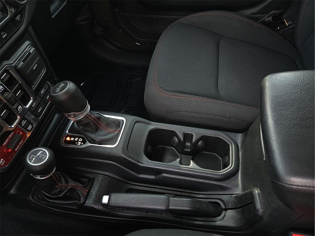 Used 2021 Jeep Wrangler For Sale in Farmington, AR