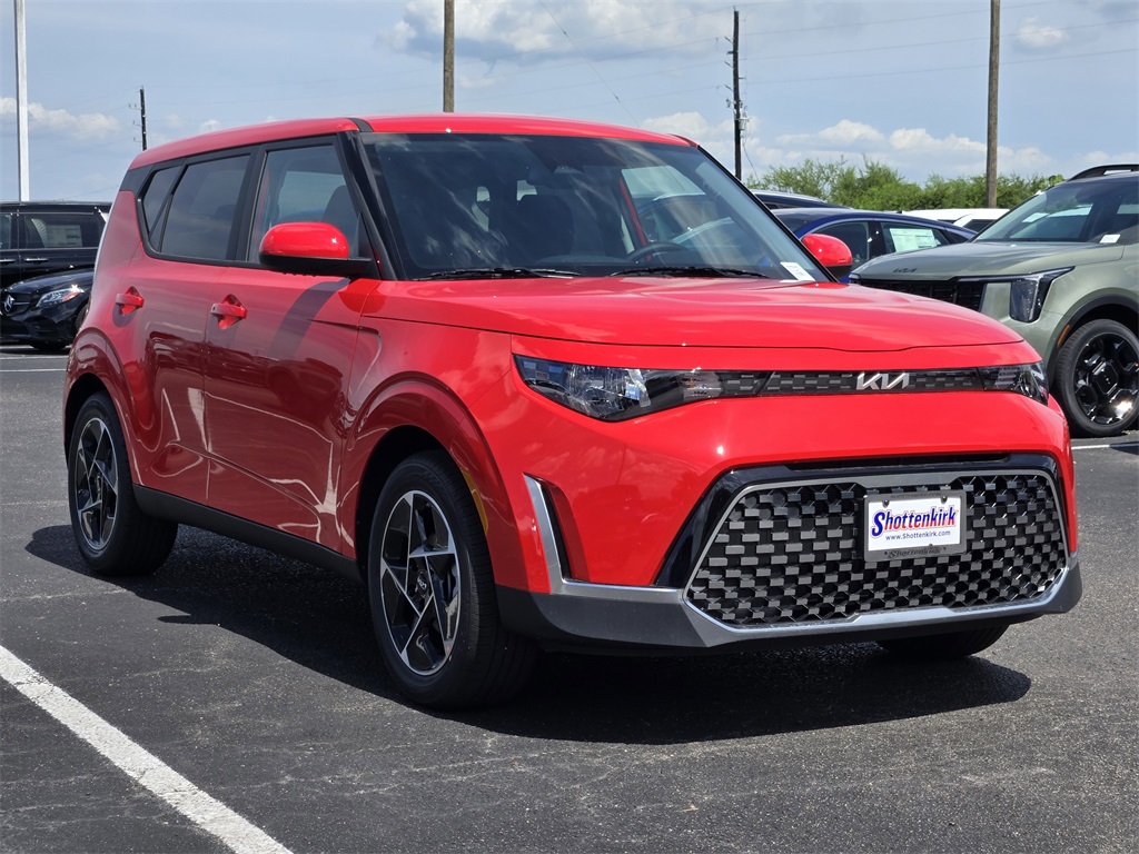 2025 Kia Soul EX Red at Don McGill Toyota