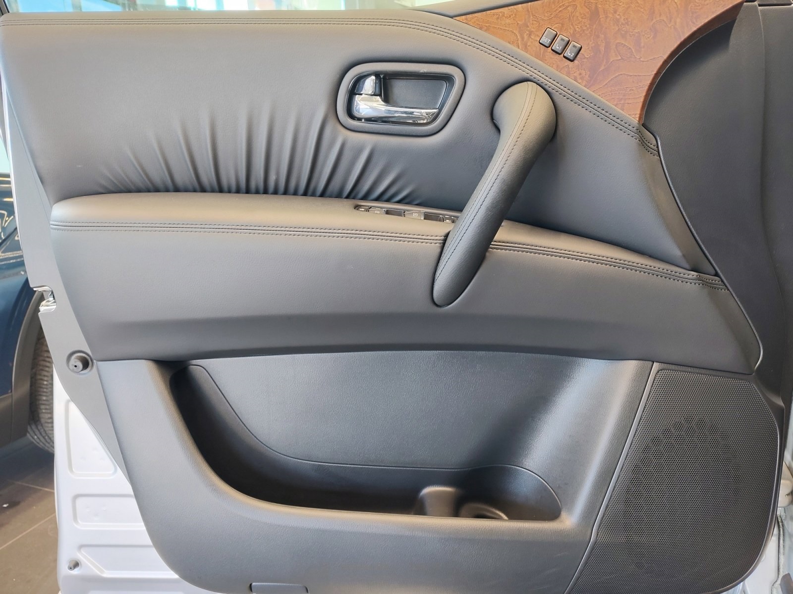 Used Car 2024 Nissan Armada  Sl For Sale Under $50,000 In San Antonio, Texas