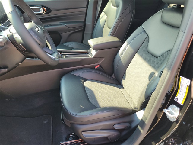 2026 Jeep Compass Latitude Black at River Oaks CDJR