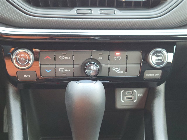 2026 Jeep Compass Latitude Black at River Oaks CDJR