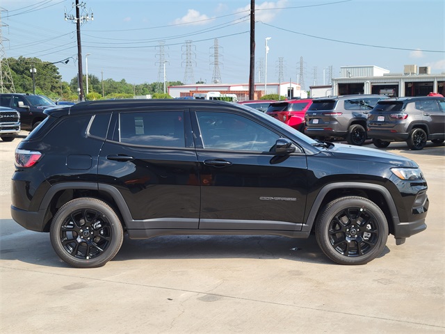 2026 Jeep Compass Latitude Black at River Oaks CDJR