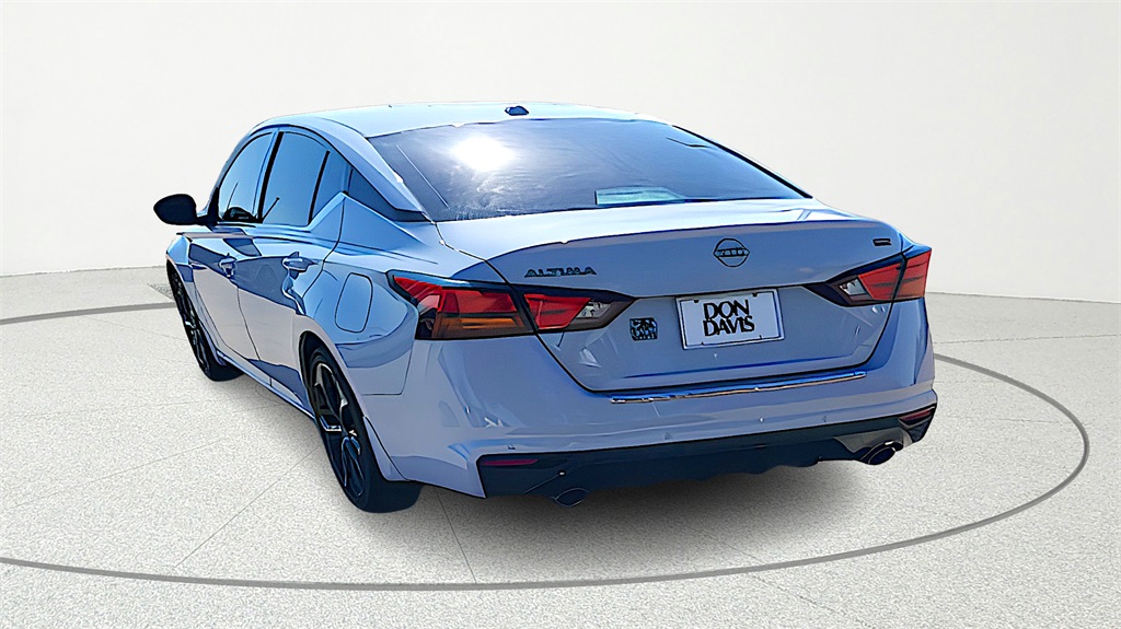 2023 Nissan Altima