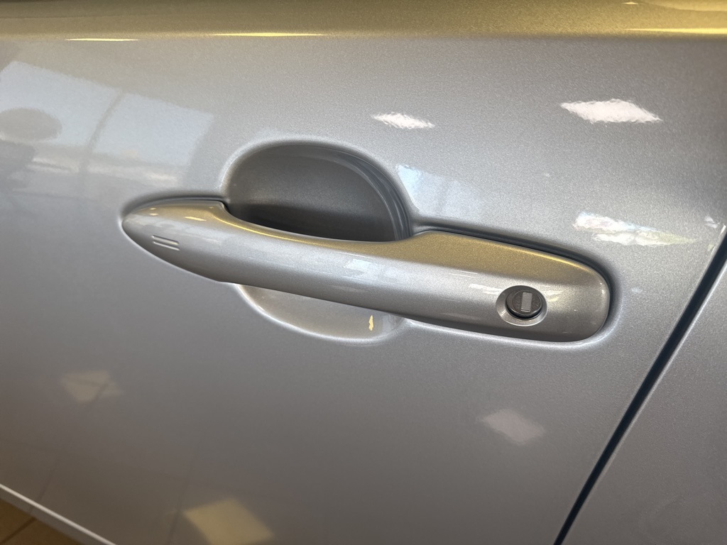 Thumbnail: 2025 Toyota Prius - 13