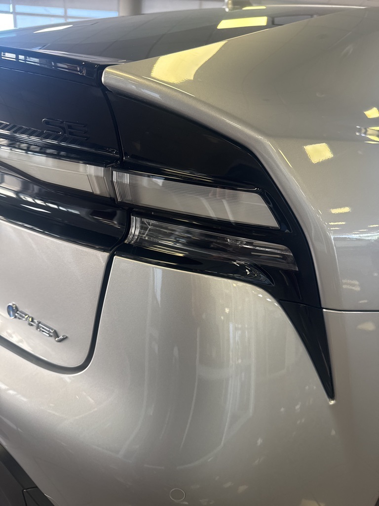 Thumbnail: 2025 Toyota Prius - 15