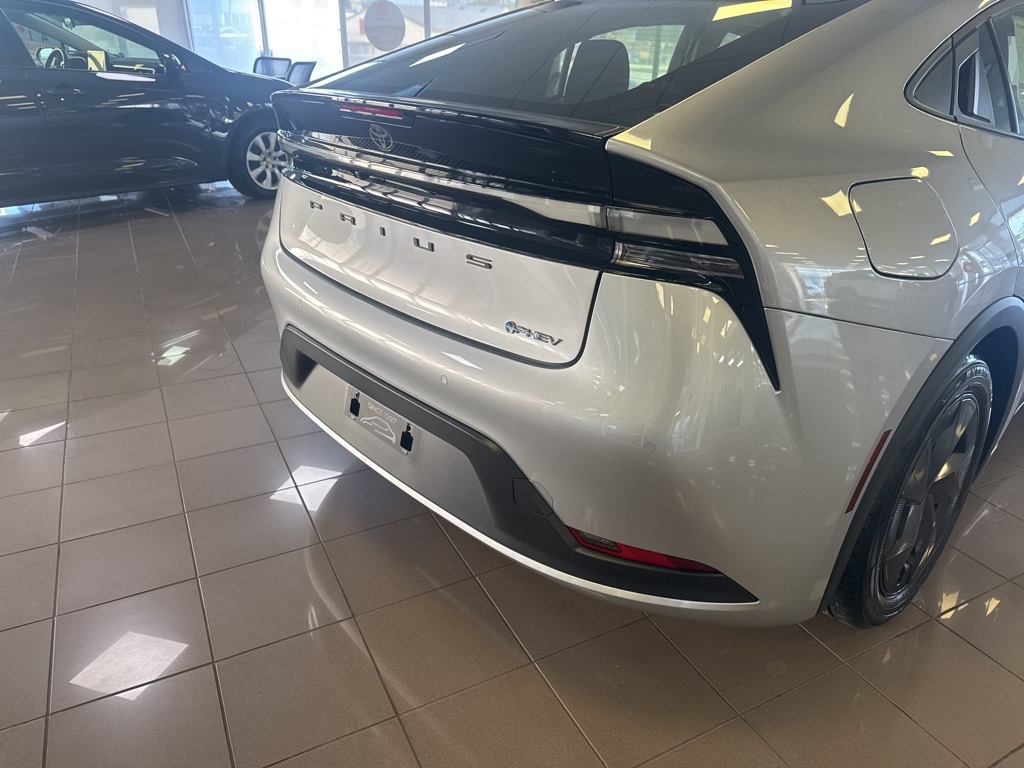 Thumbnail: 2025 Toyota Prius - 16