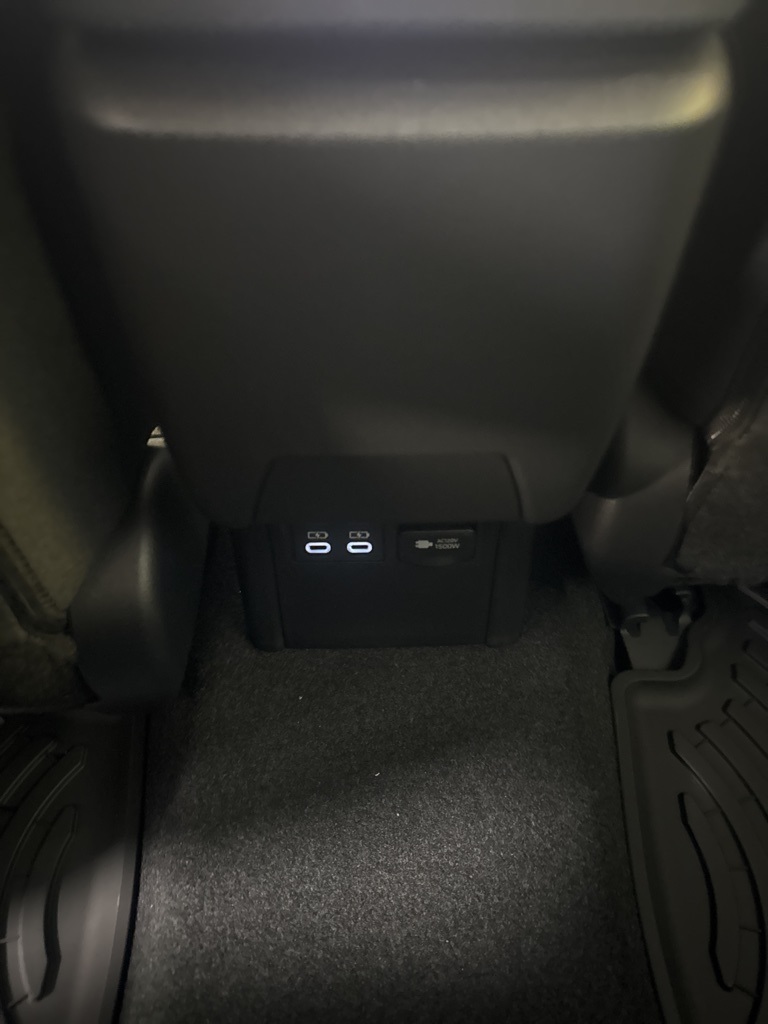 Thumbnail: 2025 Toyota Prius - 27