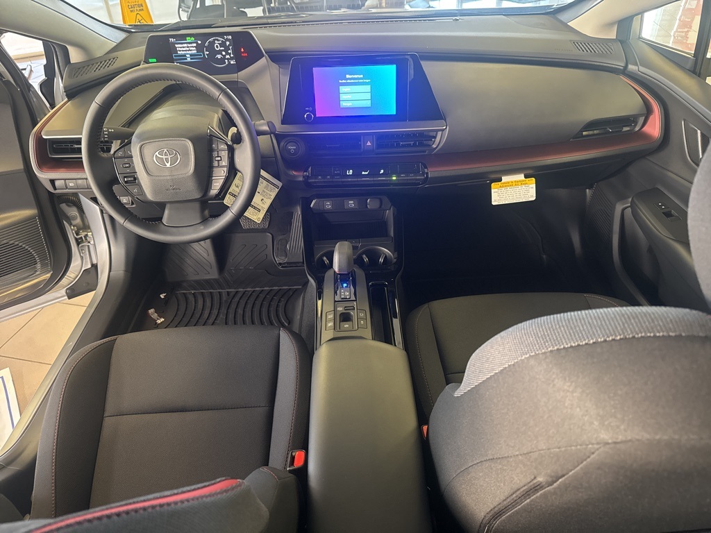 Thumbnail: 2025 Toyota Prius - 28