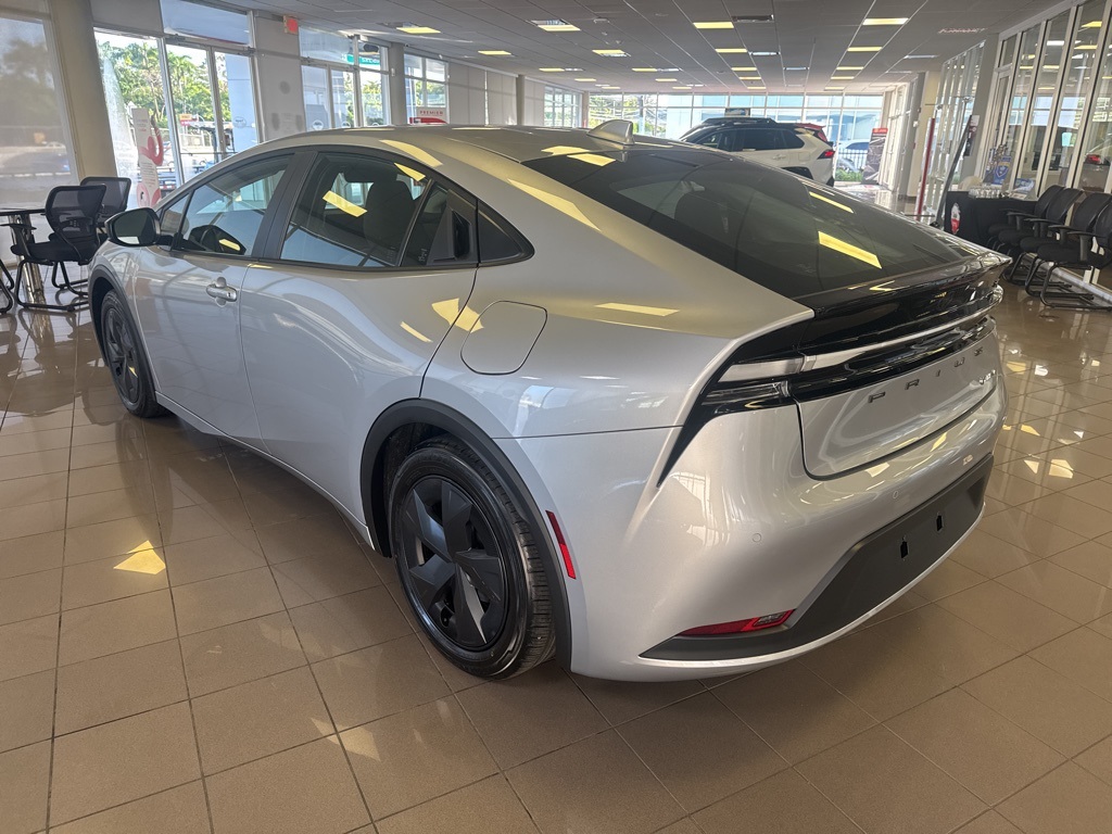 Thumbnail: 2025 Toyota Prius - 4