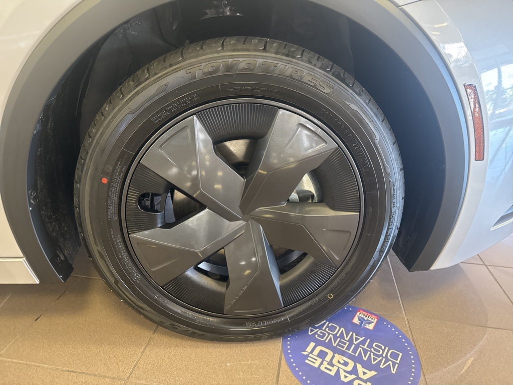 Thumbnail: 2025 Toyota Prius - 7