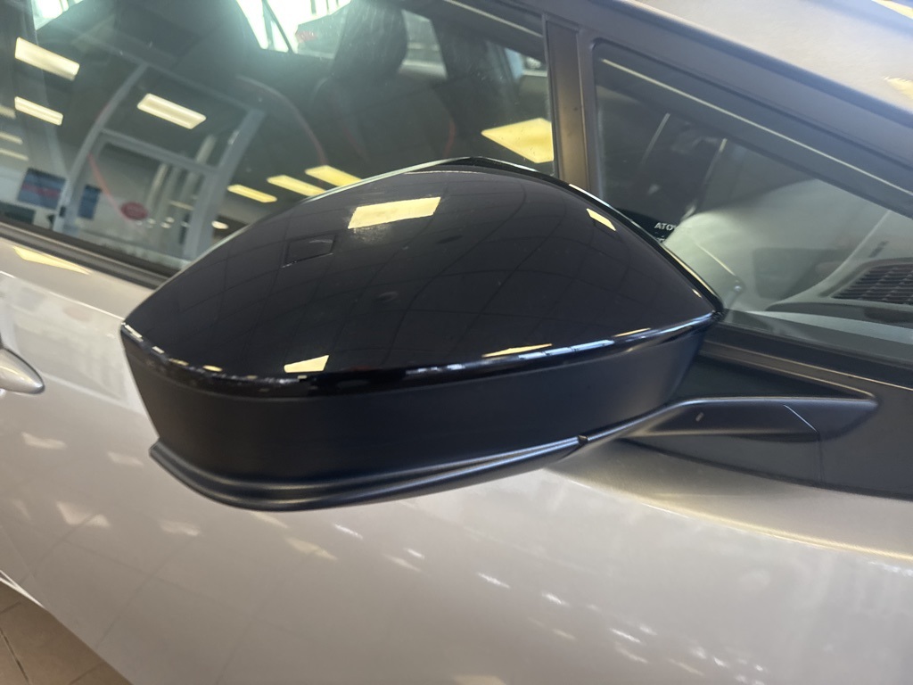 Thumbnail: 2025 Toyota Prius - 9