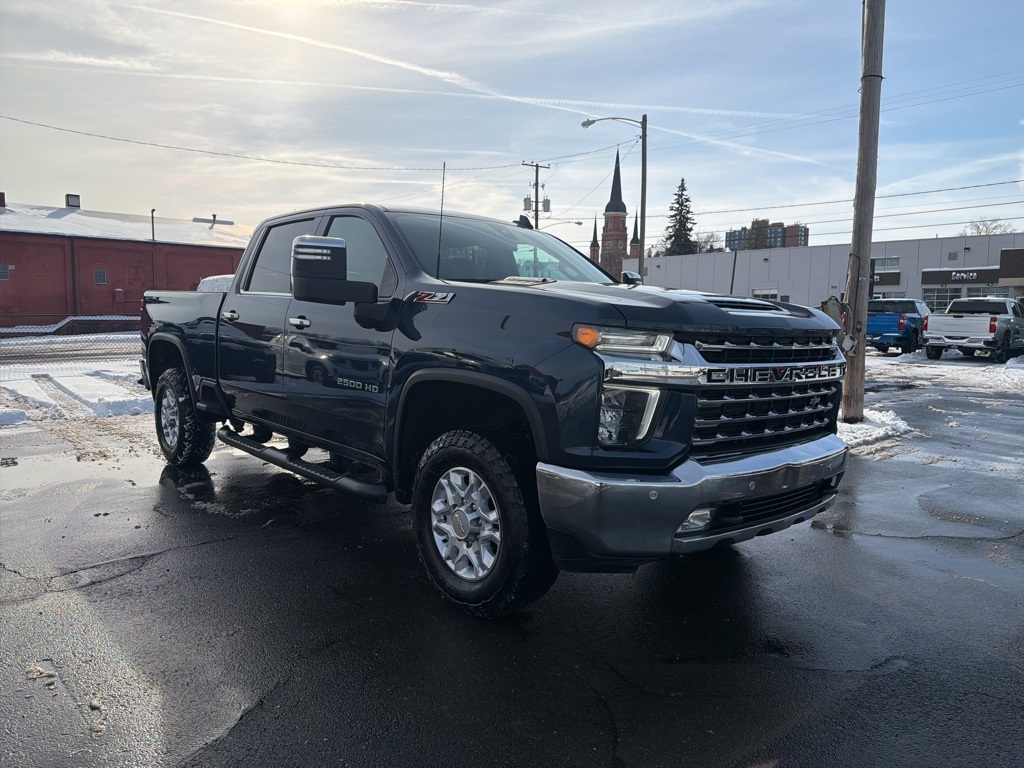 2022 Chevrolet Silverado 2500HD LTZ Crew Cab 4WD