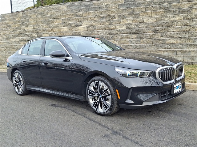 2026 BMW 5 Series 530i xDrive