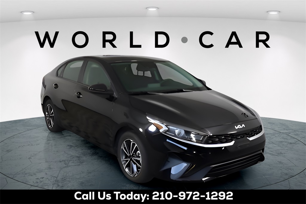 2022 Kia Forte LXS FWD