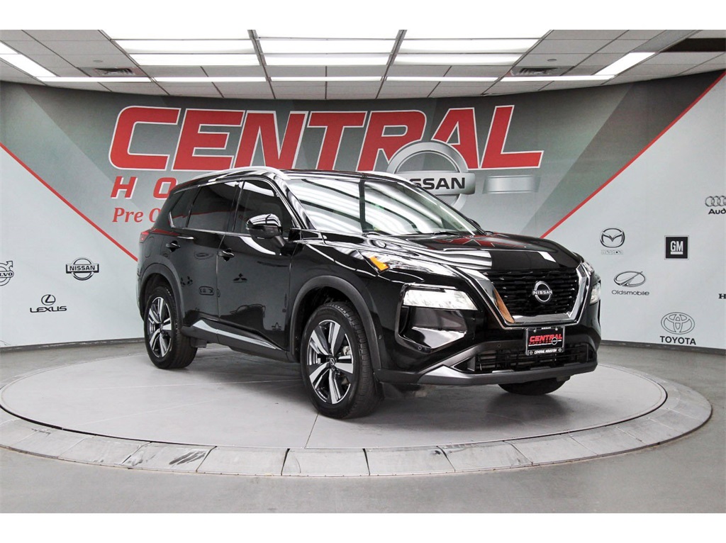 2023 Nissan Rogue SL - 0