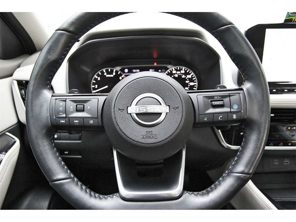 2023 Nissan Rogue SL - 10