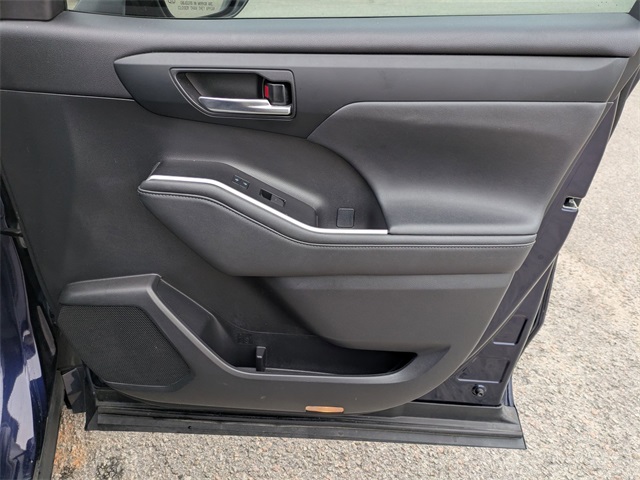 2023 Toyota Highlander XSE  at Davis Toyota of Orangeburg