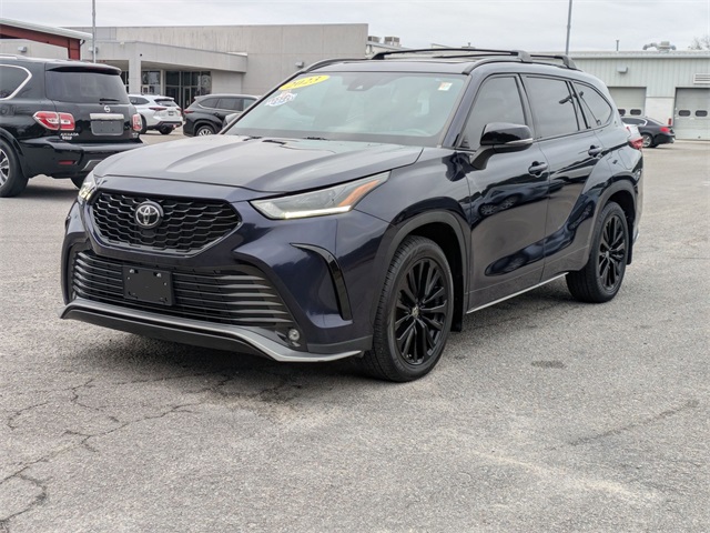 2023 Toyota Highlander XSE  at Davis Toyota of Orangeburg