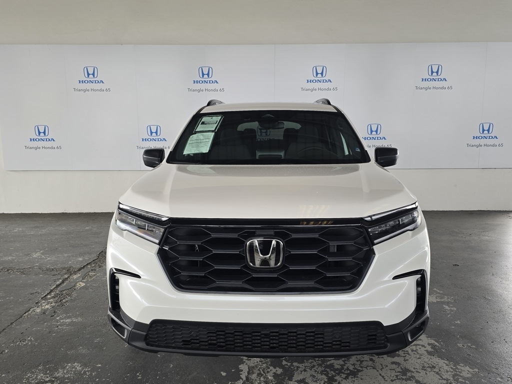 Thumbnail: 2025 Honda Pilot - 2