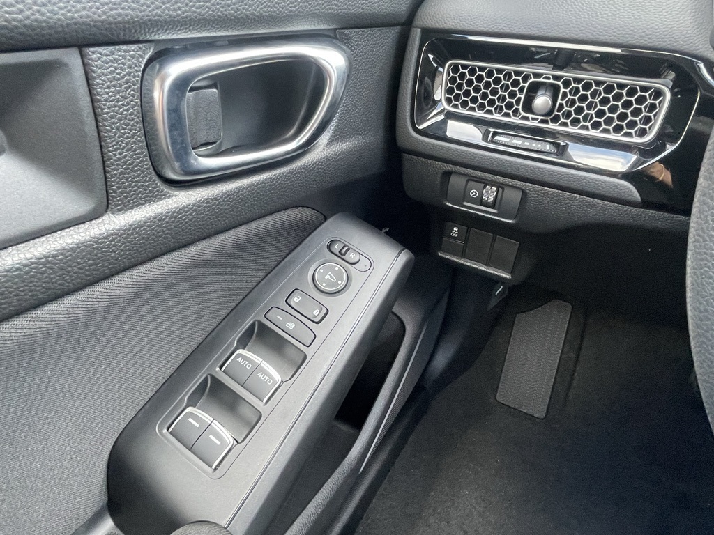 Thumbnail: 2025 Honda Civic - 19