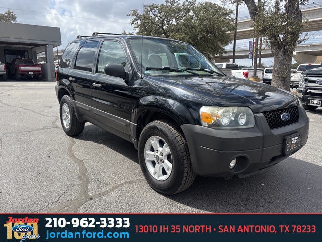 Used Car 2007 Ford Escape  Xlt For Sale Under $10,000 In San Antonio, Texas