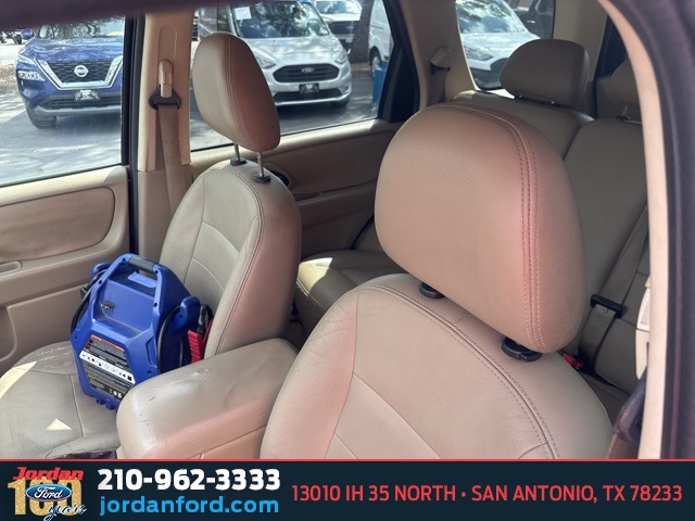 Used Car 2007 Ford Escape  Xlt For Sale Under $10,000 In San Antonio, Texas