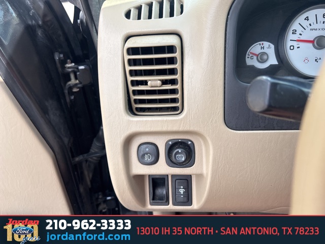 Used Car 2007 Ford Escape  Xlt For Sale Under $10,000 In San Antonio, Texas
