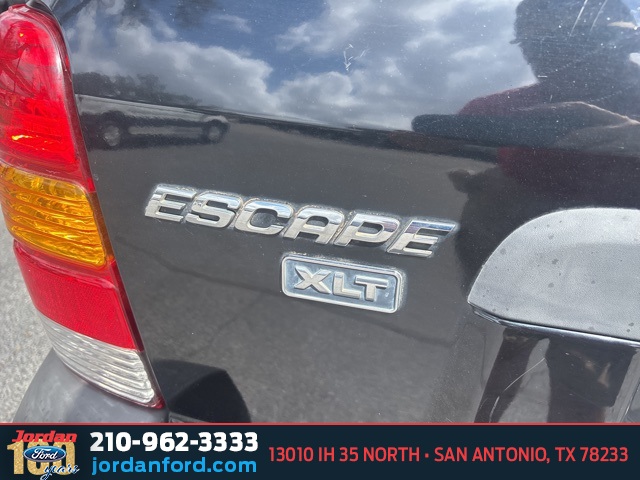 Used Car 2007 Ford Escape  Xlt For Sale Under $10,000 In San Antonio, Texas
