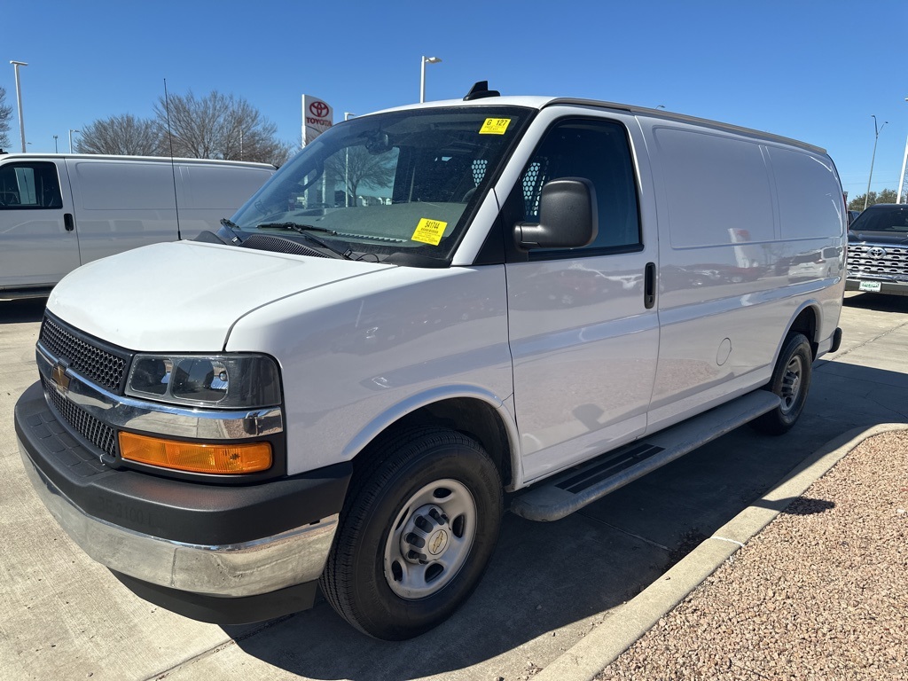 2024 Chevrolet Express Cargo 2500 RWD