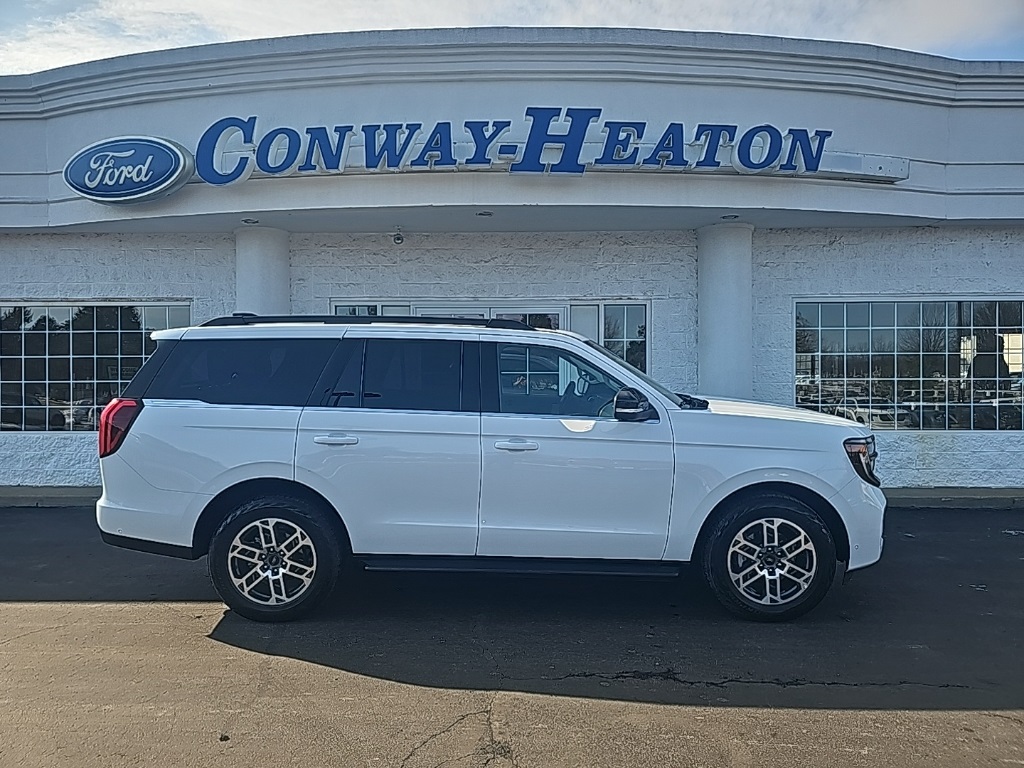 2025 Ford Expedition Active 4WD