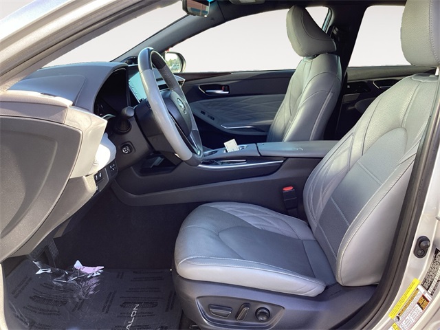 Used Car 2019 Toyota Avalon  For Sale Under $30,000 In San Antonio, Texas