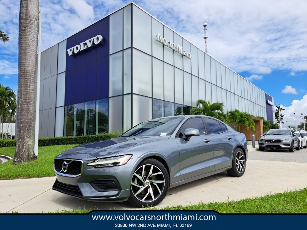 2019 Volvo S60 T5 Momentum