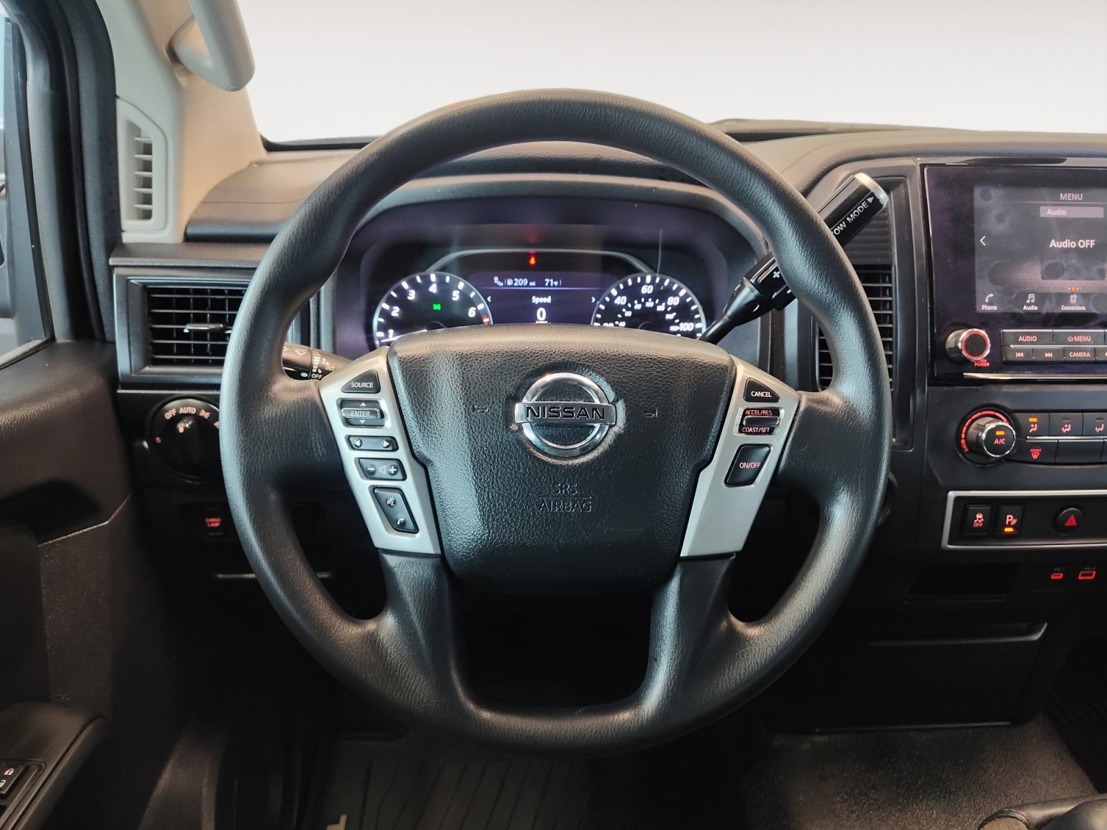Used Car 2021 Nissan Titan  S For Sale Under $30,000 In San Antonio, Texas
