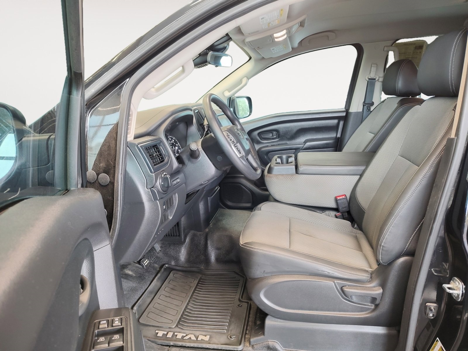 Used Car 2021 Nissan Titan  S For Sale Under $30,000 In San Antonio, Texas
