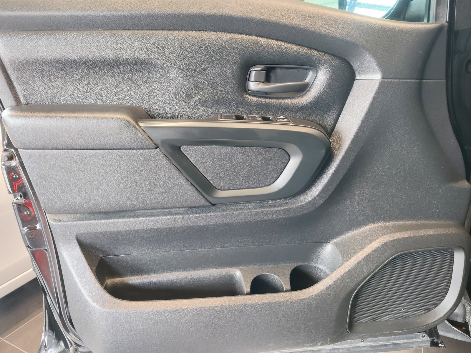 Used Car 2021 Nissan Titan  S For Sale Under $30,000 In San Antonio, Texas
