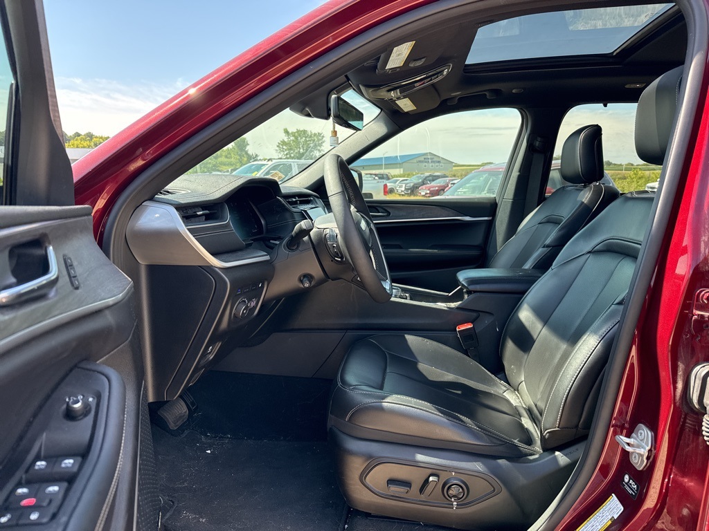2025 Jeep Grand Cherokee