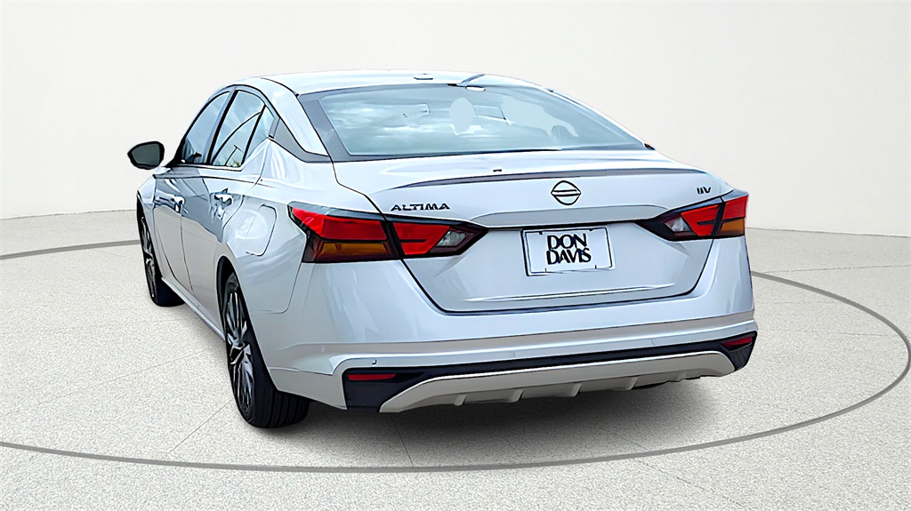 2024 Nissan Altima