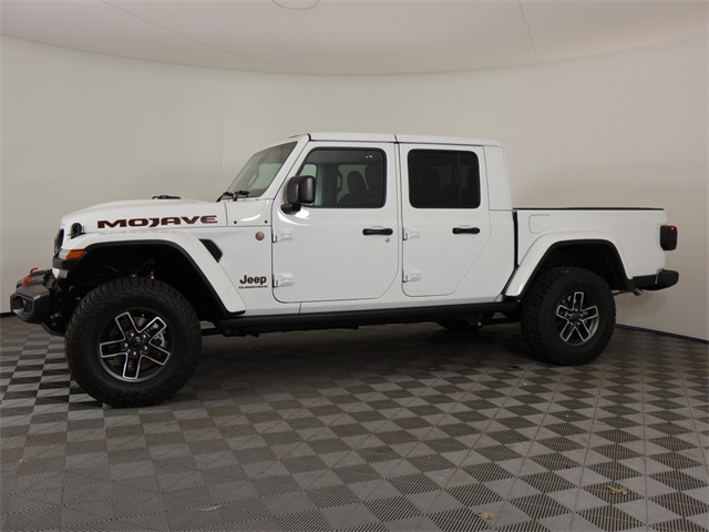 2025 Jeep Gladiator Mojave photo 3