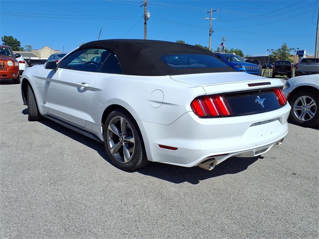 Used 2015 Ford Mustang V6 with VIN 1FATP8EM3F5415382 for sale in Fenton, MO