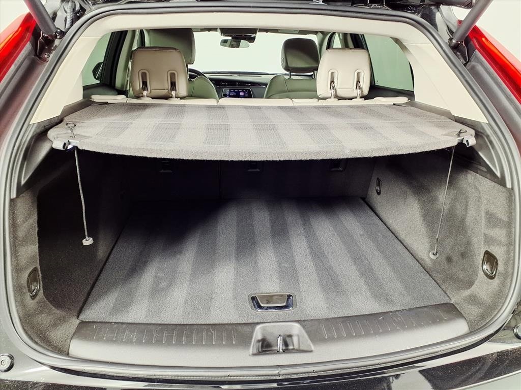 2022 Cadillac XT4 Luxury Black at Tom Peacock Cadillac