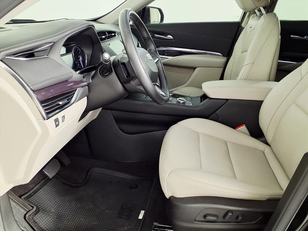 2022 Cadillac XT4 Luxury Black at Tom Peacock Cadillac