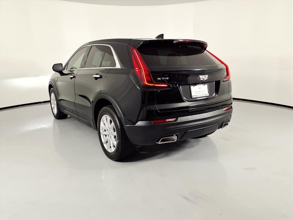 2022 Cadillac XT4 Luxury Black at Tom Peacock Cadillac